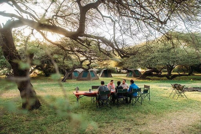 3 Days of Camping Bliss in Serengeti and Ngorongoro Crater - Day one: the long road from Arusha to the Serengeti