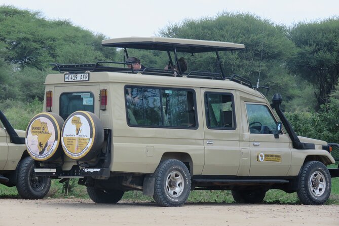 3 Days Tanzania group join safari - Serengeti & Ngorongoro crater - The Toyota Land Cruiser and daily comfort