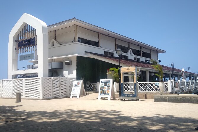 3-Hour Private City Tour in Zanzibar Island - Darajani Bazaar, 35 minutes among daily commerce