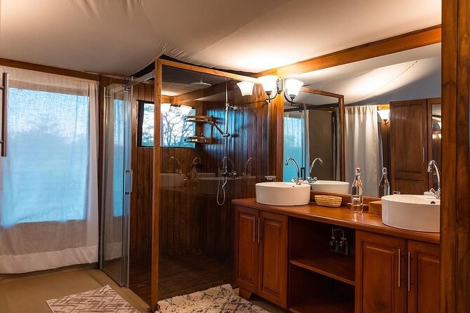 4-Day The Short of Tanzania Safari - Food, drinks, and accommodation included