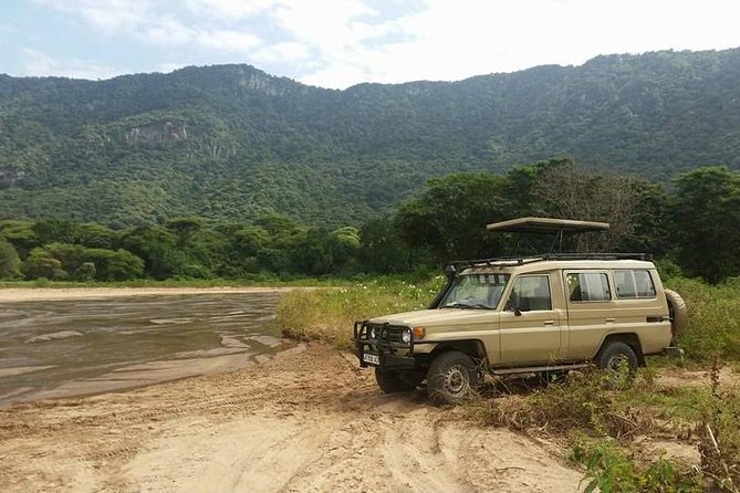 4 Days Affordable Tanzania Budget Safari - Day 4: Into the 600-meter Ngorongoro Crater