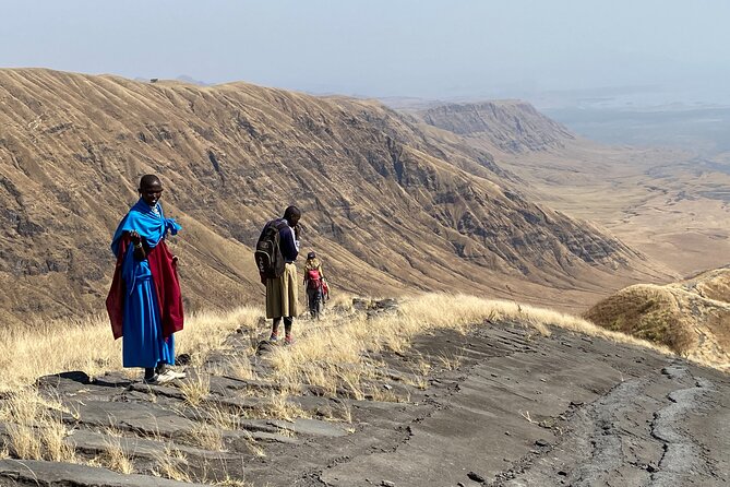 5-Day Private Adventure Tour to Ngorongoro Conservation Area - Food, camps, and the comfort level