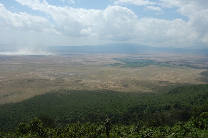 5 Days Safari to Serengeti, Ngorongoro, Tarangire from Arusha - Day 4: Leaving the Serengeti for Ngorongoro