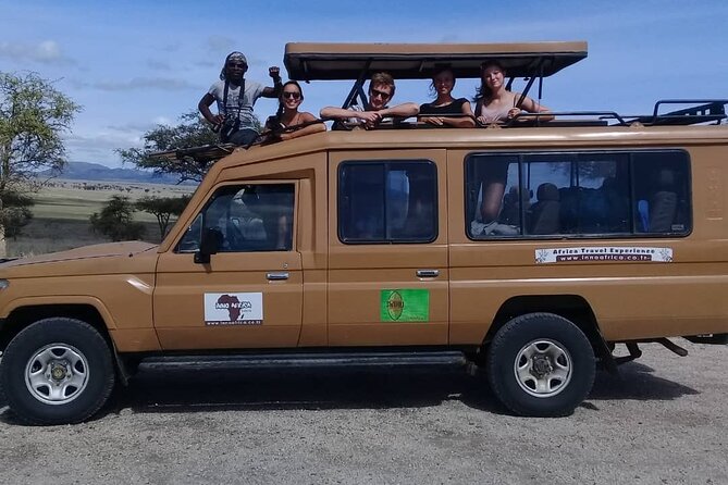 6 Days Tanzania Wildlife Camping Safari - Day 5: Ngorongoro Crater and the road toward Tarangire