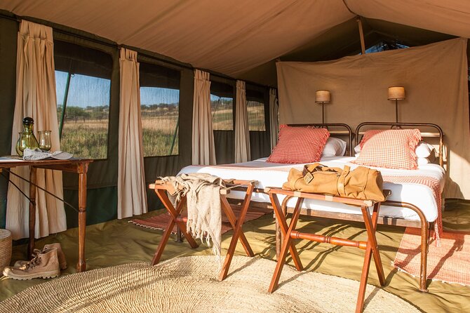 7 Days Tanzania Luxury Safaris - Day 3: The long road to Serengeti