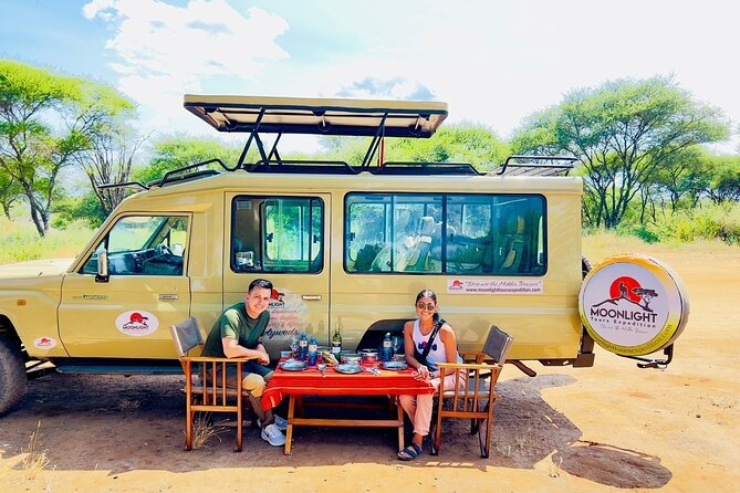 7Day Serengeti Migration (Ndutu), Crater, Hot Springs & City Tour - Day 3: A full day with the migration