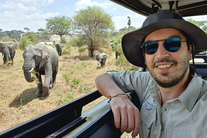 8 Days Great Wildebeest Calving Migration Safari from Arusha - Day 5: A full Ndutu game drive