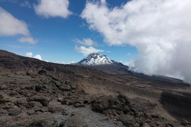 8 days Lemosho route Climbing Mt. Kilimanjaro - Day 6: Barafu Camp and preparing for summit night