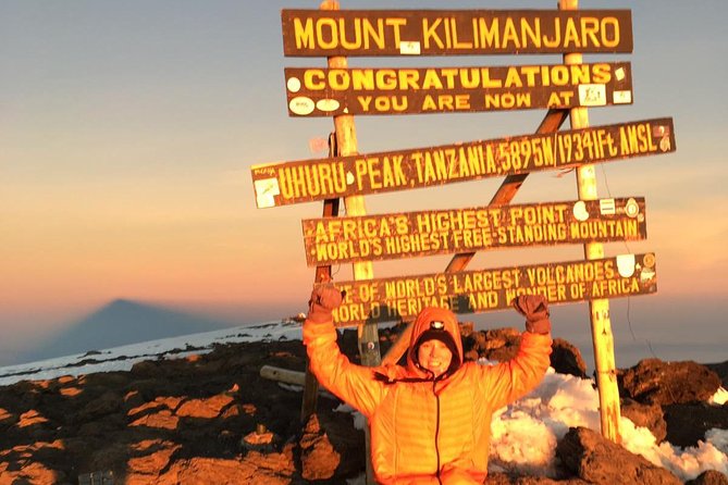 A Definitive Guide For the 7-day Kilimanjaro's Lemosho Route 2025 - Day 4: Moir Hut to Lava Tower and Barranco Camp