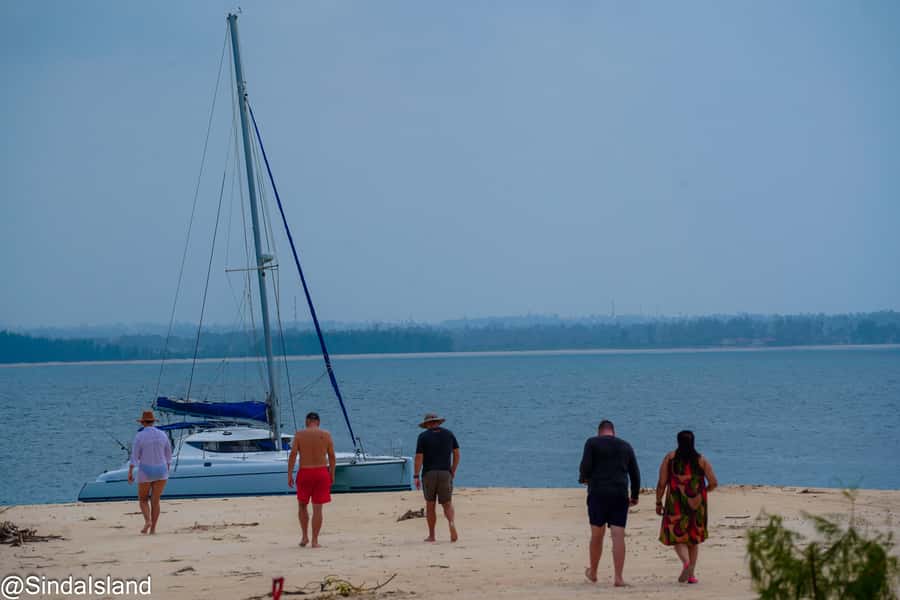 DAR ES SALAAM:BONGOYO ISLAND SNORKELING TOUR & BEACH ESCAPE - White sand, warm water, and shaded bandas