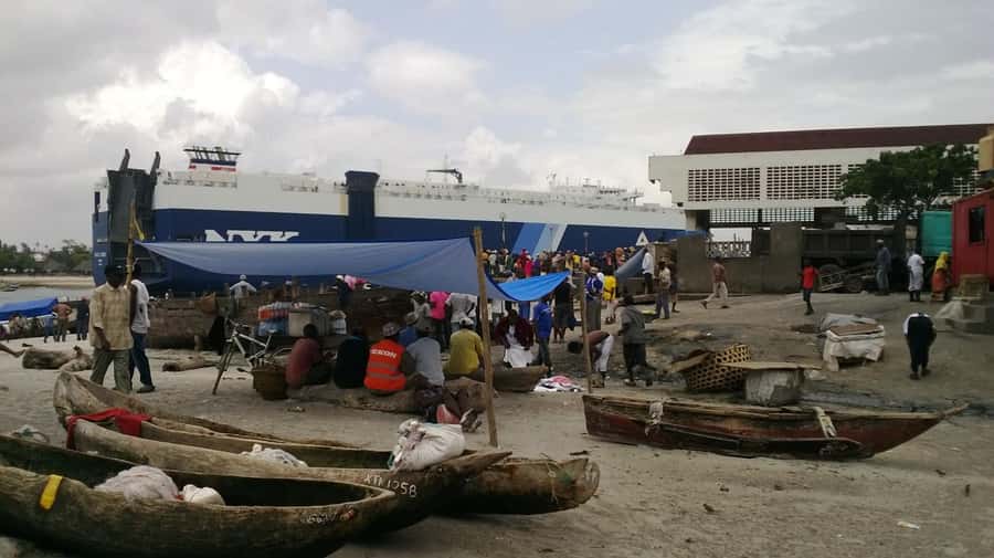 Dar es Salaam: City Tour - How to make six hours work better