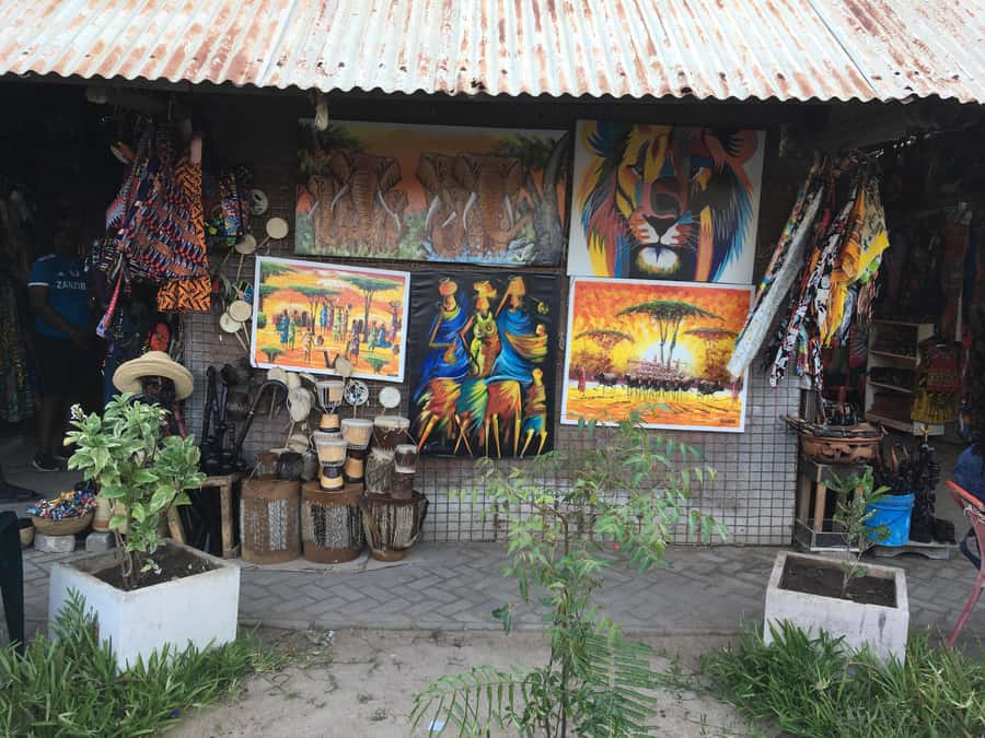 Dar es Salaam: Experience the real Dar es Salaam (City Tour) - Askari Monument and the city’s colonial story
