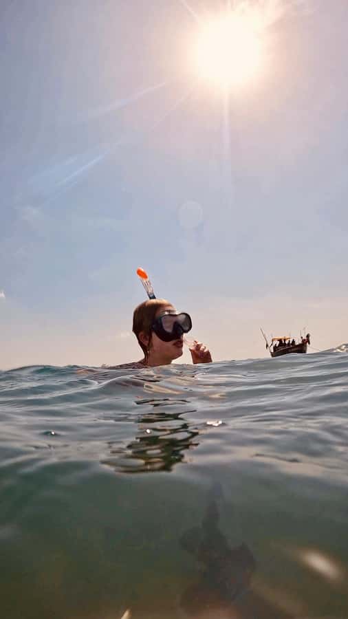 DAR ES SALAAM: MBUDYA ISLAND SNORKELING TOUR & BEACH VIBES - Lunch, fruit, water, and the island setup