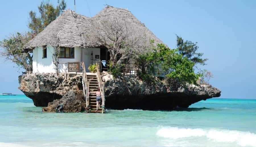 Day trip to the Rock Restaurant & relax on mtende beach - What the six-hour route feels like