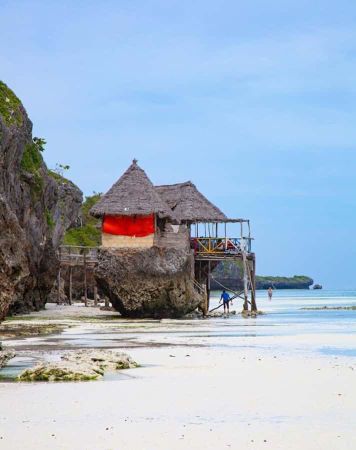 Day trip to the Rock Restaurant & relax on mtende beach - Practical details that make the day smoother