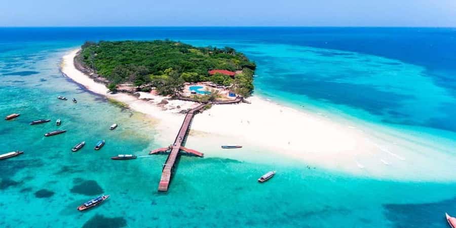 From Nungwi: Prison Island & Nakupenda Sandbank With Lunch - Guides and the human side of the day