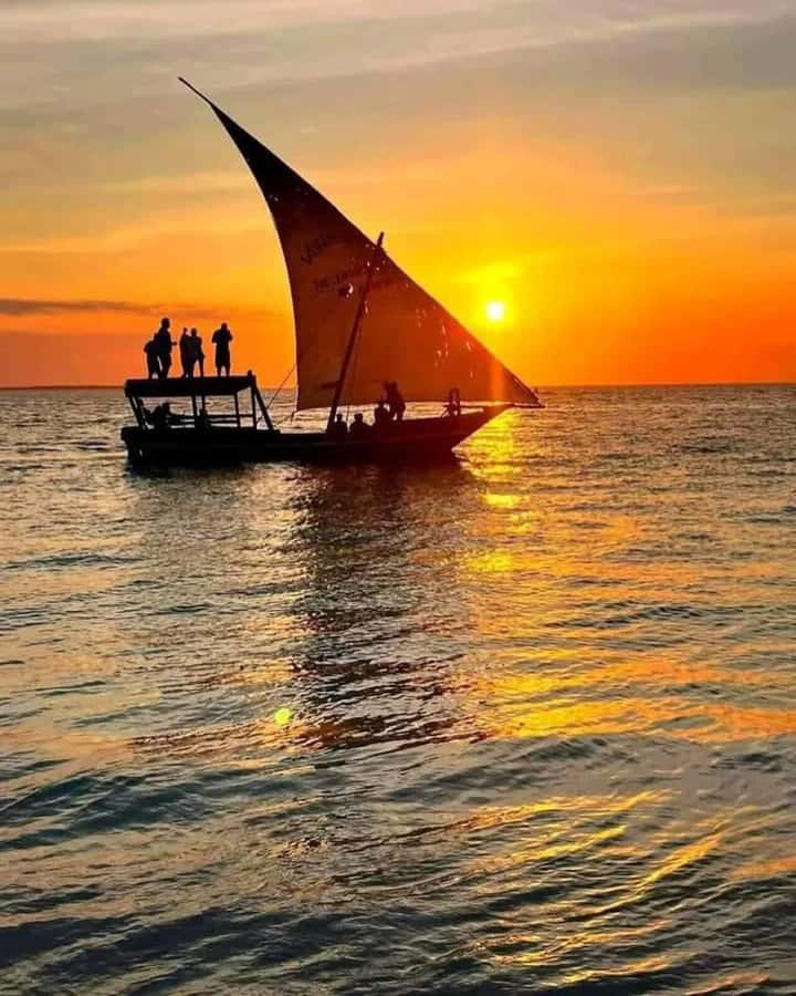 From Nungwi: Sunset Dhow Cruises - The Nungwi Setting and Return Plan