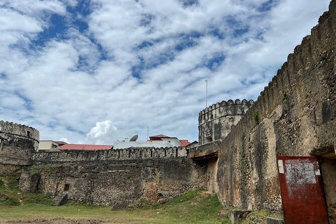 Full Day Private Stone Town, Spice Farm & Prison Island Tour - What the private format adds for $110