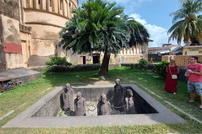 Full Day Private Stone Town, Spice Farm & Prison Island Tour - Should you book this private Stone Town tour?