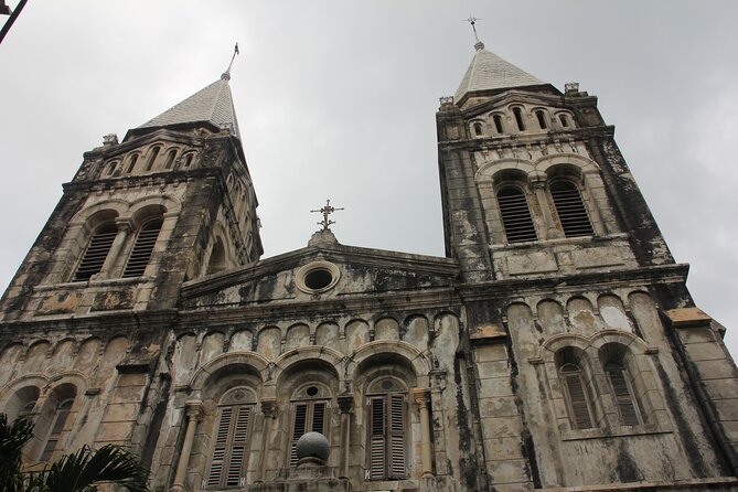 Full-Day Stone Town and Prison Island Tour in Zanzibar - Stone Town begins with a three-hour walk
