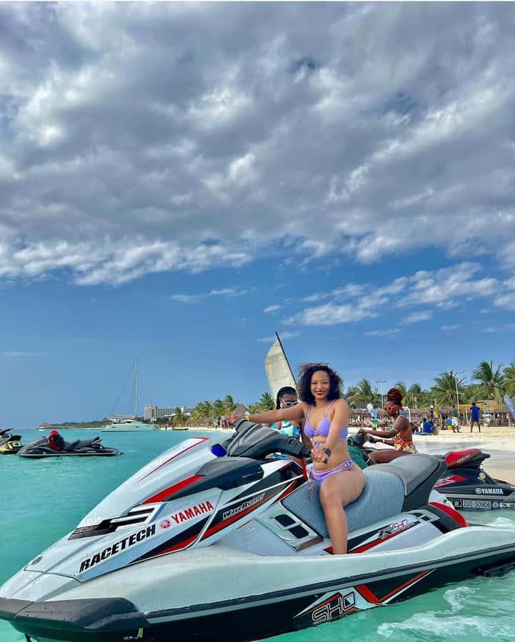 Jet Ski Adventure Zanzibar :Fun at Kendwa/Nungwi Beach - From the beach to the marked riding area