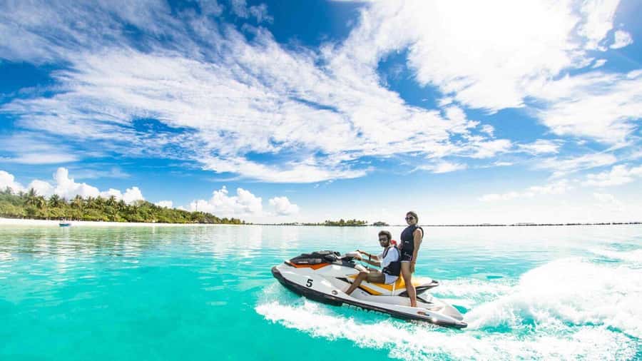 kendwa: jet ski experience - What to bring to Kendwa Beach