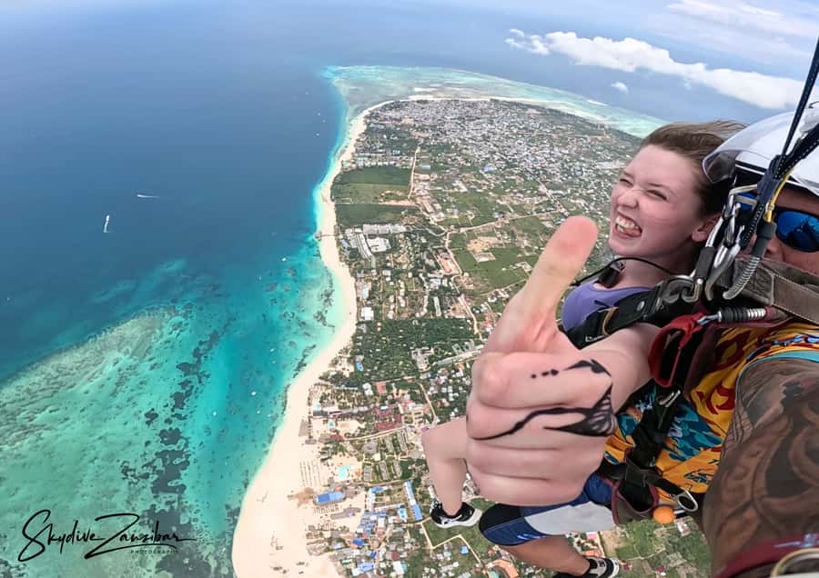 Kendwa: Tandem Skydive in Zanzibar - Photos and video delivered the same day