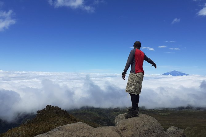 KILIMANJARO MACHAME ROUTE, (Climb 7days) "Whiskey" route - Day six: Uhuru Peak and the long descent