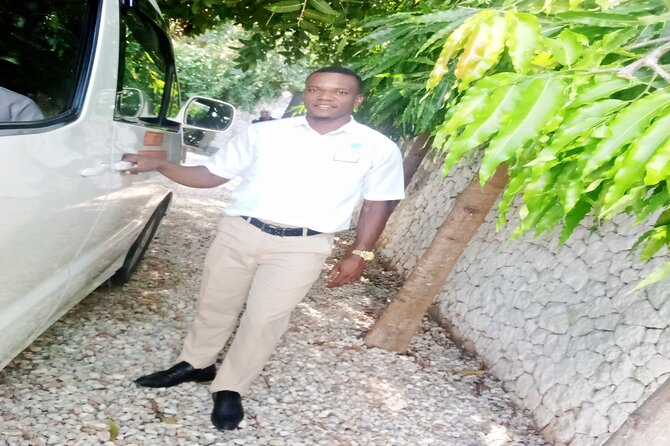Luxury Tax from airport to hotel or hotel to airport. - A Zanzibar Transfer With Some Local Character