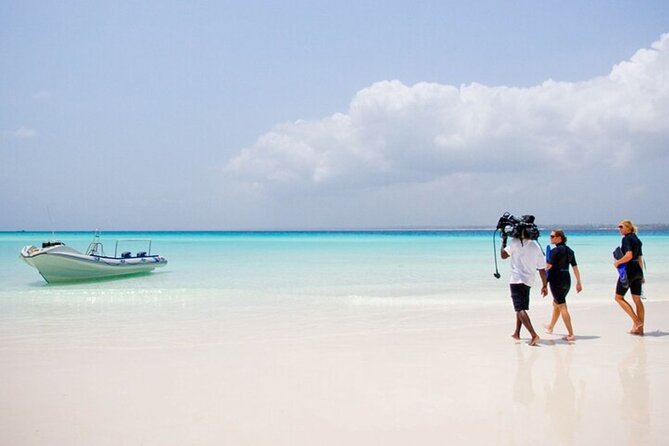 Mnemba Island Half Day Live Aquarium With Transfer - Zanzibar - Getting to the boat and reef