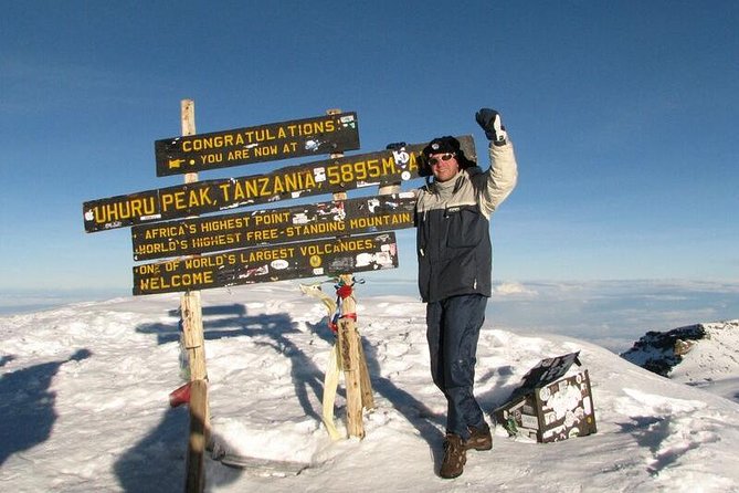 Mt Kilimanjaro Climb - 6 days Marangu - Day 5: Stella Point, Uhuru Peak, and the long return
