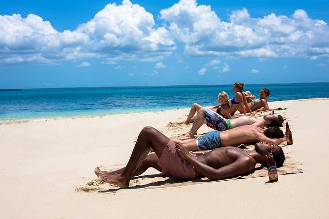 Nakupenda Beach Tour - Snorkeling over the coral reef