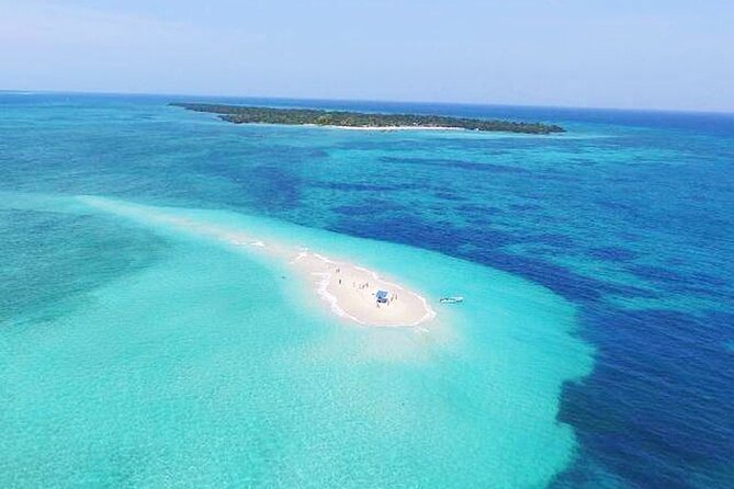 Nakupenda SandBank & Prison Island (Changuu Island) - Seafood, seasonal fruit, and soft drinks