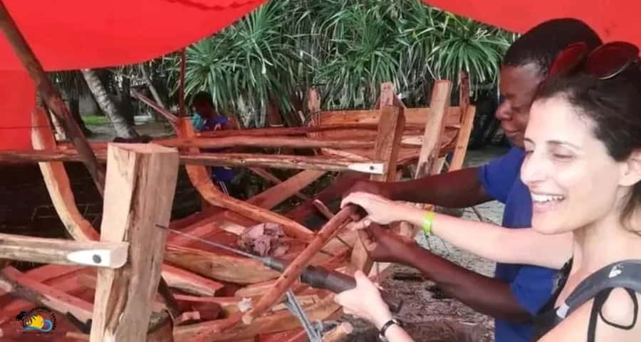 Nungwi Village Tour & Swim with Turtles at Mnarani Aquarium - Starting with Nungwi’s fish market