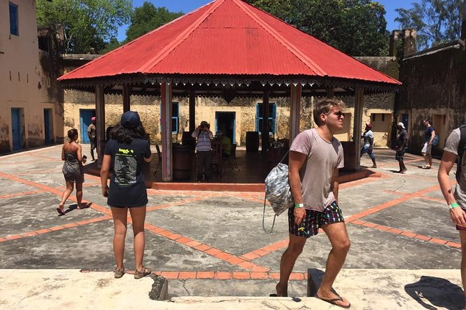 Prison Island and Nakupenda Private tour - Full day + Seafood Buffet - What to pack and what to confirm