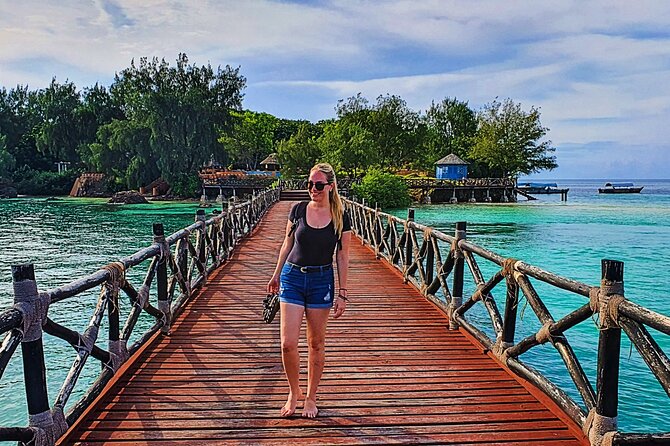 Prison Island & Nakupenda SandBank (Boat Trip) - Prison Island and the Aldabra tortoises