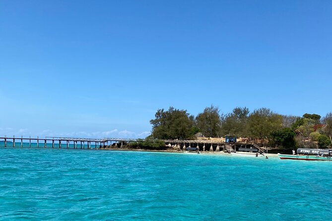 Prison Island + Nakupenda Tour - The guide can make or break the day