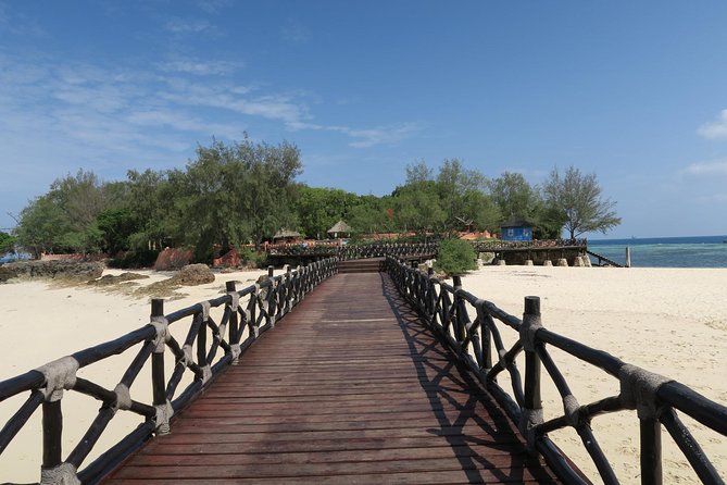 Prison island tours - A seven-hour day, from pickup to return