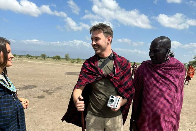 Private 5-Days Serengeti Trails with Kojuu Safaris - Day 2: The long road to the Serengeti