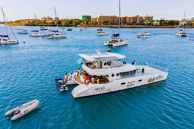 Private Catamaran - Stone Town Islands & Sandbanks (5 hrs) - What the yacht adds after several hours