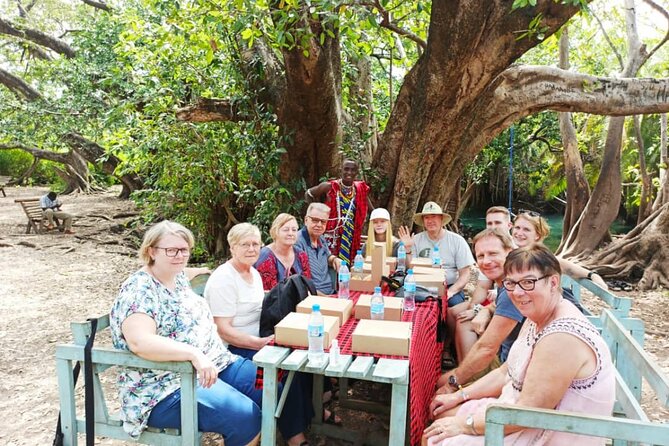 Private Full-Day Tour Maasai Village and Kikuletwa Hot Spring - Two very different sides of Tanzania in one day