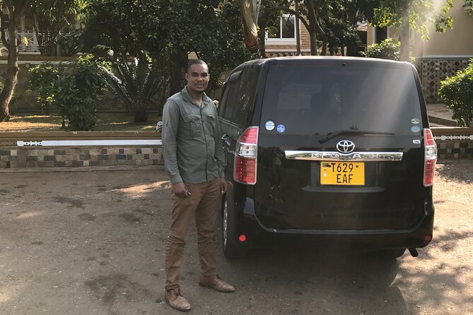 Private Kilimanjaro Airport Transfer to or from Tanzania - Handling delays, late arrivals, and luggage