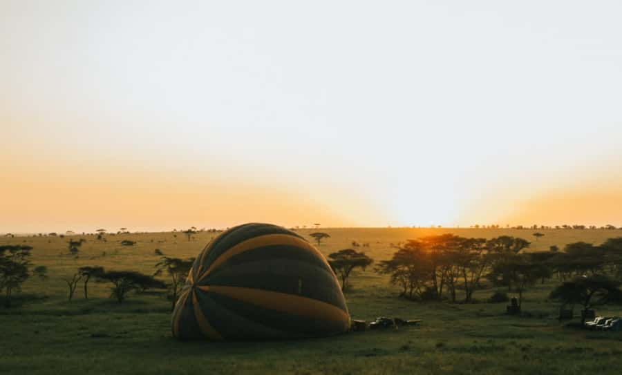 Serengeti: Hot Air Balloon Flight with Champagne Breakfast - What the $530 price really covers