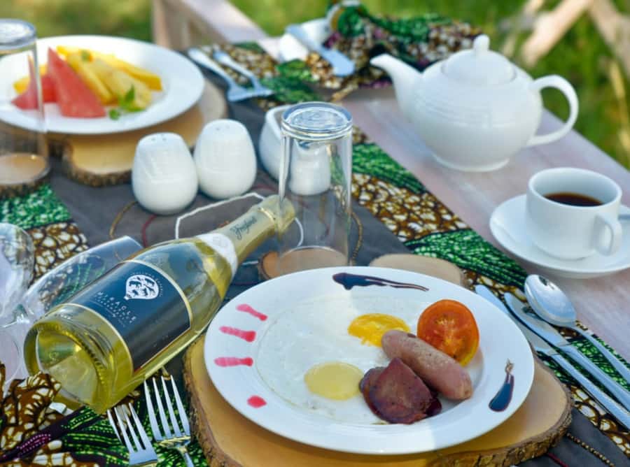Serengeti: Hot Air Balloon Flight with Champagne Breakfast - An hour above the Serengeti plains