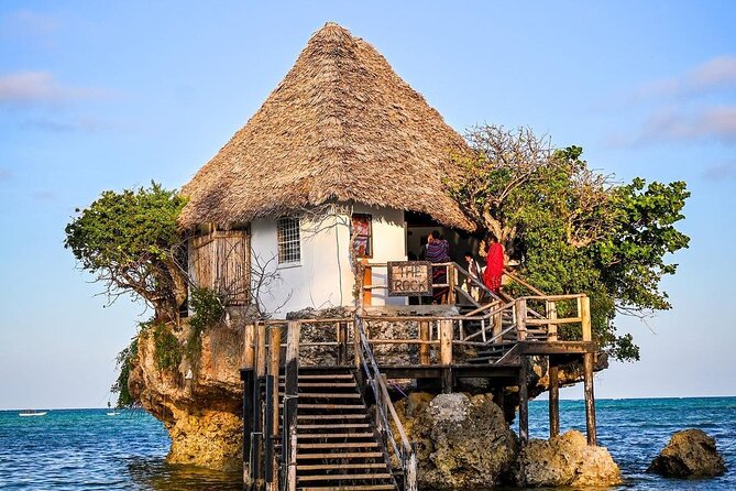 Starfish Adventure; The Rock Restaurant; Kuza Cave, Salaam Cave - Salaam Cave and the sea turtles
