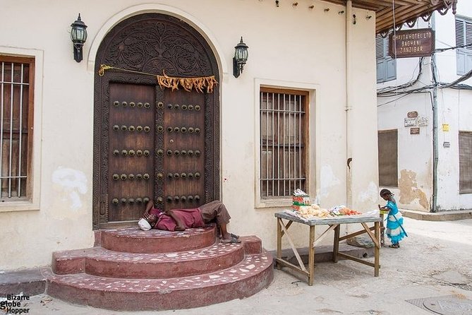 Stone Town and Prison Island Private Tour in Zanzibar - Why this pairing works so well in Zanzibar