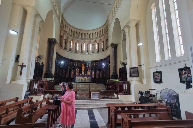 Stone Town and Spice Farm Private Tour - Sultan’s Palace and the royal past