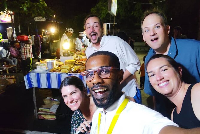 Stone Town Evening Walk Tour With Visit Food Markets - Starting at Old Fort and finding your bearings