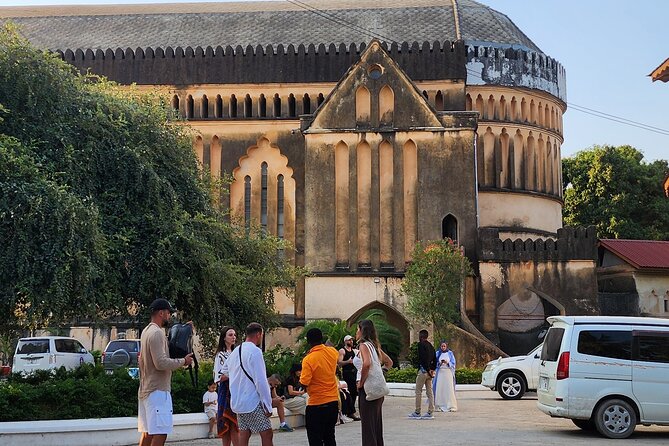 Stone Town Private Tour in Zanzibar - Walking the narrow lanes and finding Freddie Mercury’s connection