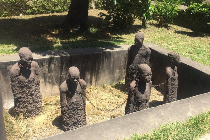 Stone Town, Spice Farm and Jozani Forest Private Tour - Three sides of Zanzibar in one private day